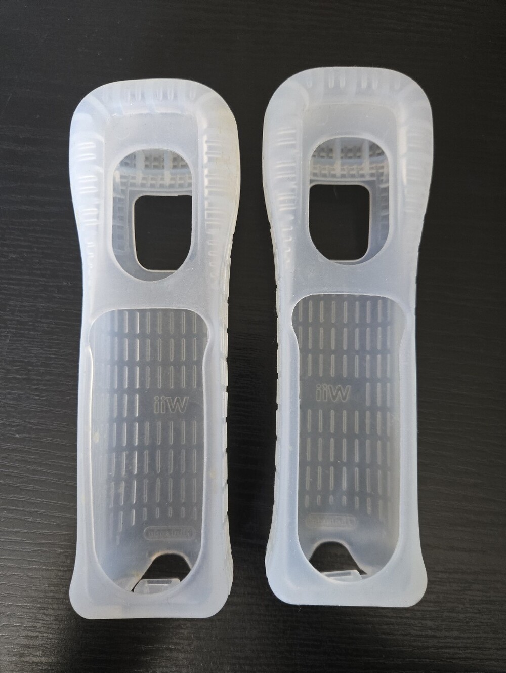 Nintendo Wii Controller Rubber Silicone Cover Grip Sleeve Clear Set Of 2